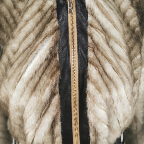 Guess faux fur coat - Picture 3 of 8